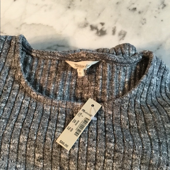 Madewell Ribbed Bubble-Sleeve Dress in grey - Picture 6 of 6